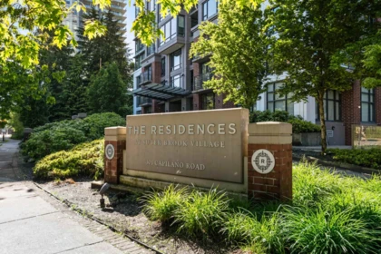 1707 301 Capilano Road, Port Moody, BC, Port Moody — Apartment/Condo for sale