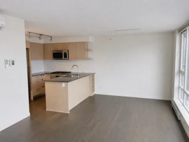 Kitchen Photo of 912 7788 Ackroyd Road, Richmond, BC