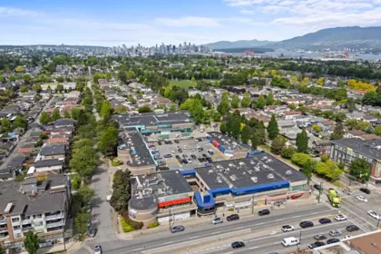 Primary Bedroom Photo of 2964 E 4th Avenue, Vancouver, BC