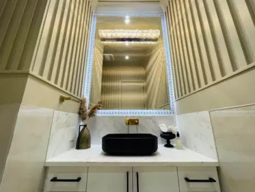 Primary Bathroom Photo of 11231 King Road, Richmond, BC
