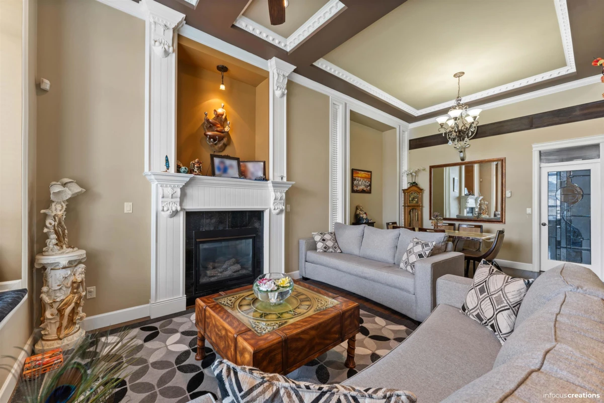 Family Room Photo of 14750 61st Avenue, Surrey, BC