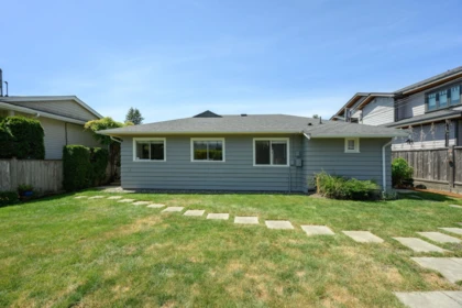Front Yard Photo of 3248 Beverley Crescent, North Vancouver, BC