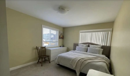 Breakfast Nook Photo of 4675 Buxton Court, Burnaby, BC