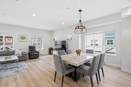 Breakfast Nook Photo of 20 843 Ewen Avenue, New Westminster, BC