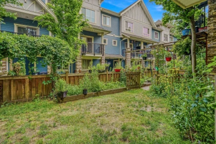 Hot Tub / Spa Photo of 20 843 Ewen Avenue, New Westminster, BC