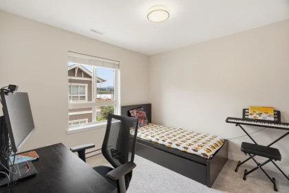Mudroom Photo of 20 843 Ewen Avenue, New Westminster, BC