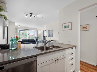 Basement Recreation Room Photo of 305 2195 W 5th Avenue, Vancouver, BC