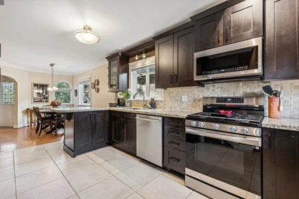 Kitchen Photo of 2819 W 13th Avenue, Vancouver, BC