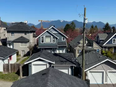 Backyard Photo of 723 E 12th Avenue, Vancouver, BC