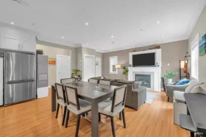 Kitchen Island Photo of 723 E 12th Avenue, Vancouver, BC