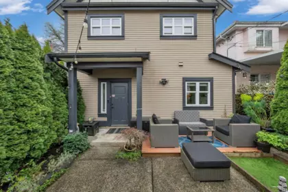 Outdoor Kitchen Photo of 723 E 12th Avenue, Vancouver, BC