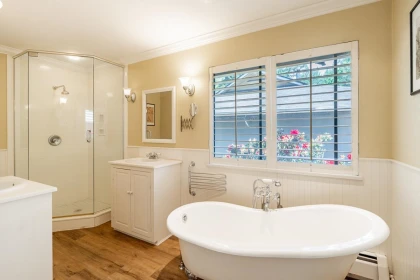 Guest Bathroom Photo of 4346 Capilano Road, North Vancouver, BC