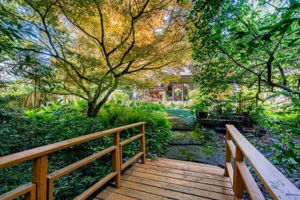 Hallway Photo of 4346 Capilano Road, North Vancouver, BC