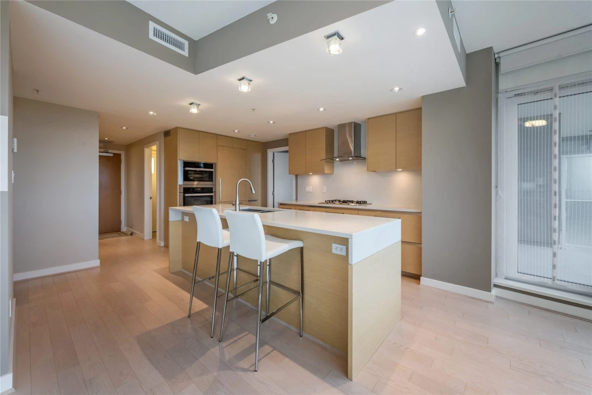 Family Room Photo of 507 505 W 30th Avenue, Vancouver, BC