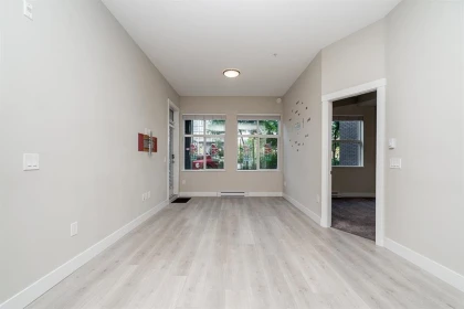 Primary Bedroom Photo of 119 2120 Gladwin Road, Abbotsford, BC