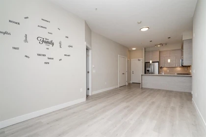 Walk-In Closet Photo of 119 2120 Gladwin Road, Abbotsford, BC
