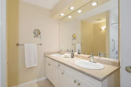 Office / Den Photo of 118 3098 Guildford Way, Coquitlam, BC