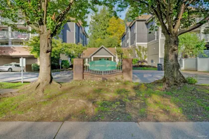 Fitness Center Photo Near 407 9626 148 Street, Surrey, BC