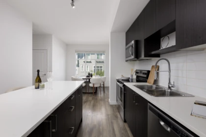 Kitchen Photo of 102 8130 136a Street, Surrey, BC