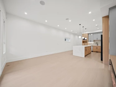Kitchen Photo of 101 11480 138a Street, Surrey, BC