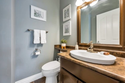 Laundry Room Photo of 6114 187a Street, Surrey, BC