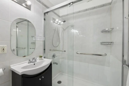 Walk-In Closet Photo of 2036 E Broadway, Vancouver, BC