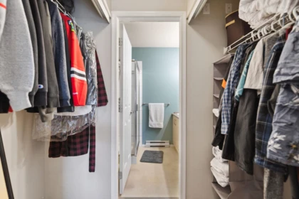 Laundry Room Photo of 26 15871 85 Avenue, Surrey, BC