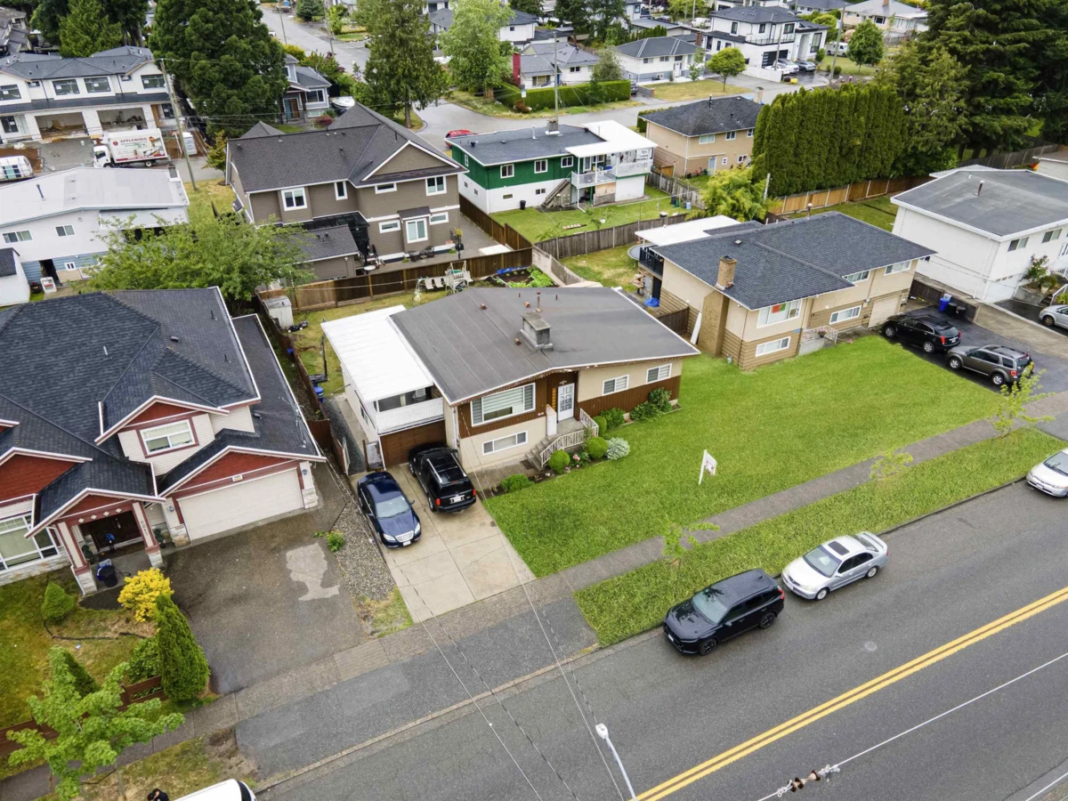Family Room Photo of 8225 112 Street, Delta, BC