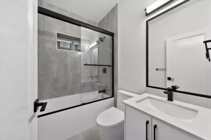 Community Amenities Photo (Clubhouse) of 17317 103a Avenue, Surrey, BC