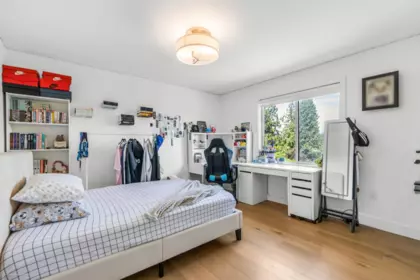Hallway Photo of 20562 46b Avenue, Langley, BC