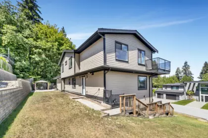 Playground / Recreational Area Near 20562 46b Avenue, Langley, BC