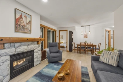 325 4660 Blackcomb Way, Whistler, BC, Whistler — Apartment/Condo for sale