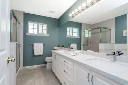 Entry Foyer Photo of 41 5811 122 Street, Surrey, BC