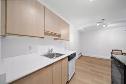 Walk-In Closet Photo of 606 756 Great Northern Way, Vancouver, BC