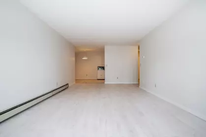 Breakfast Nook Photo of 106 33956 Essendene Avenue, Abbotsford, BC