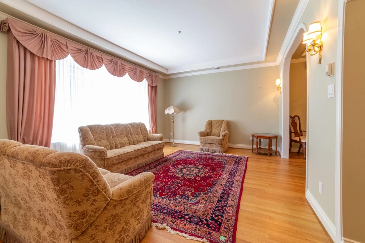 Living Room Photo of 2849 W 35th Avenue, Vancouver, BC