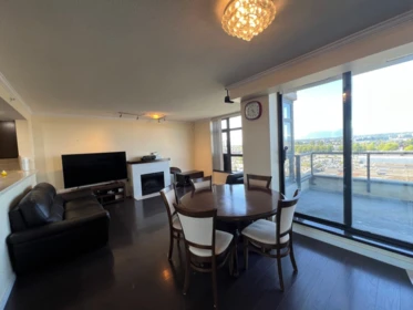 1202 8160 Lansdowne Road, Richmond, BC, Richmond — Apartment/Condo for sale