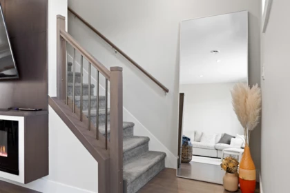 Entry Foyer Photo of 36 19501 74 Avenue, Surrey, BC
