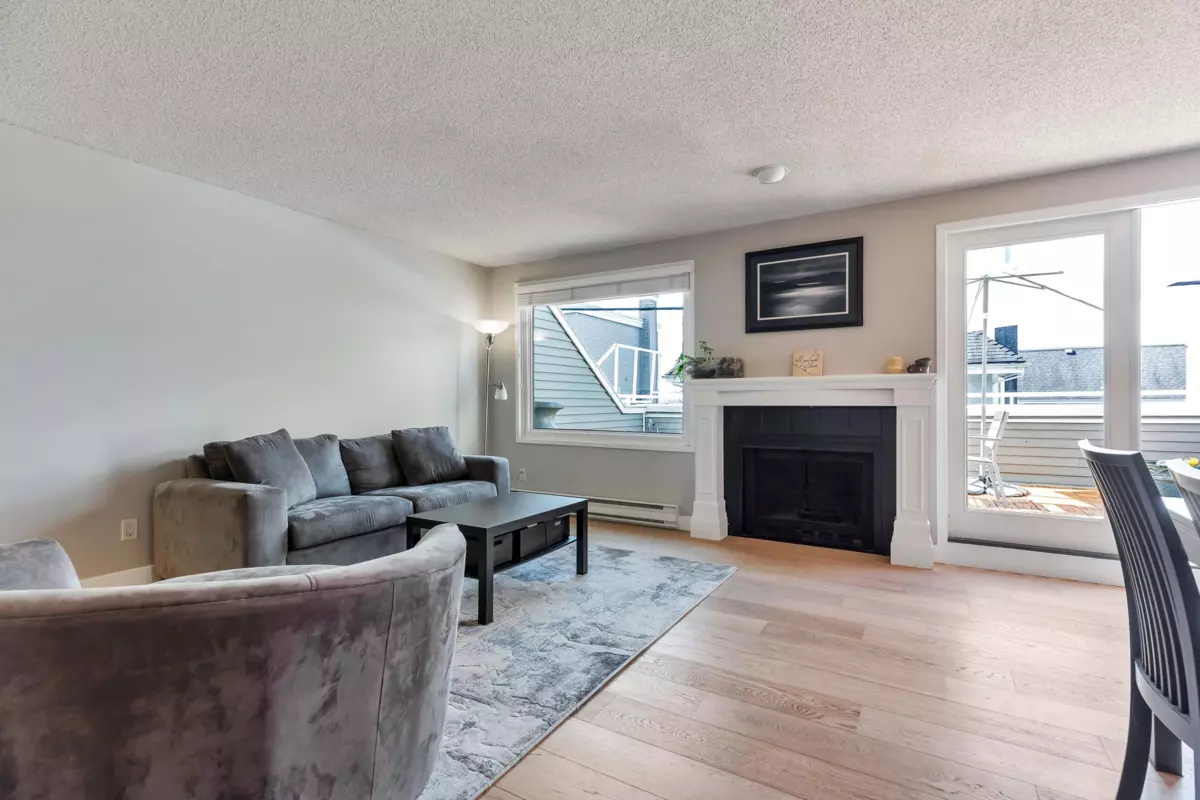 Living Room Photo of 304 223 E Keith Road, North Vancouver, BC
