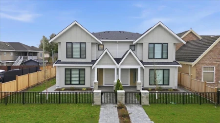 1 10700 Aragon Road, Richmond, BC, Richmond — Half Duplex for sale