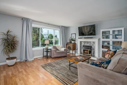 33561 7 Avenue, Mission, BC, Mission — Single Family Residence for sale