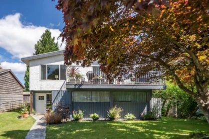 Street View Photo of 33561 7 Avenue, Mission, BC