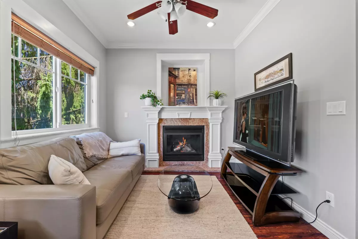 Family Room Photo of 6176 Main Street, Vancouver, BC