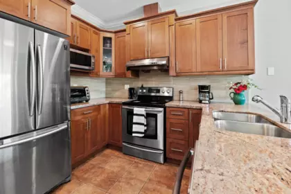 Kitchen Island Photo of 6176 Main Street, Vancouver, BC