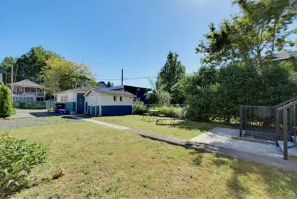 Front Yard Photo of 1280 E 27th Avenue, Vancouver, BC