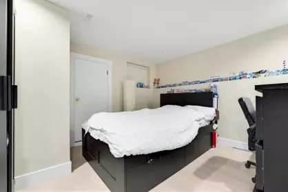Powder Room Photo of 1280 E 27th Avenue, Vancouver, BC