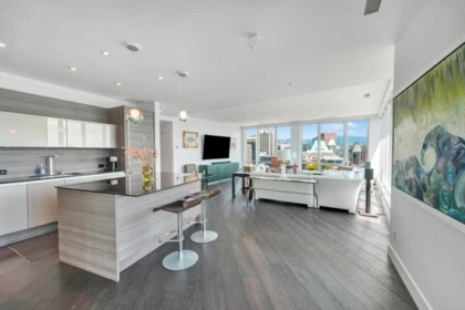 Breakfast Nook Photo of 2106 989 Nelson Street, Vancouver, BC