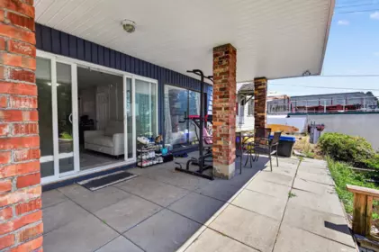 Basement Recreation Room Photo of 15667 Marine Drive, White Rock, BC