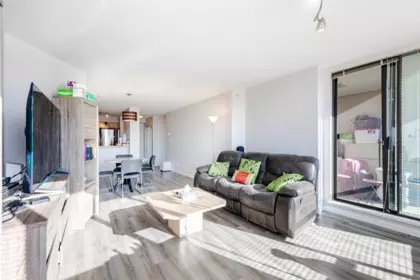 Kitchen Photo of 708 8180 Granville Avenue, Richmond, BC