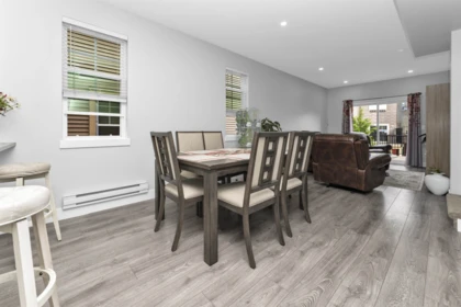 Kitchen Island Photo of 15 2530 Janzen Street, Abbotsford, BC